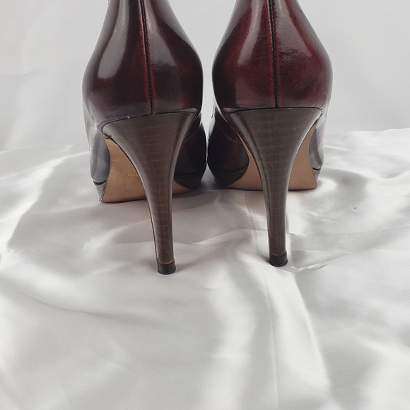 Cole Haan Women's patent leather platform pump - Picture 6 of 9